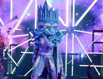 Drake Bell Unmasked as Ice King on The Masked Singer, Jenny McCarthy-Wahlberg Steals the Show with a Giant Strawberry Ride